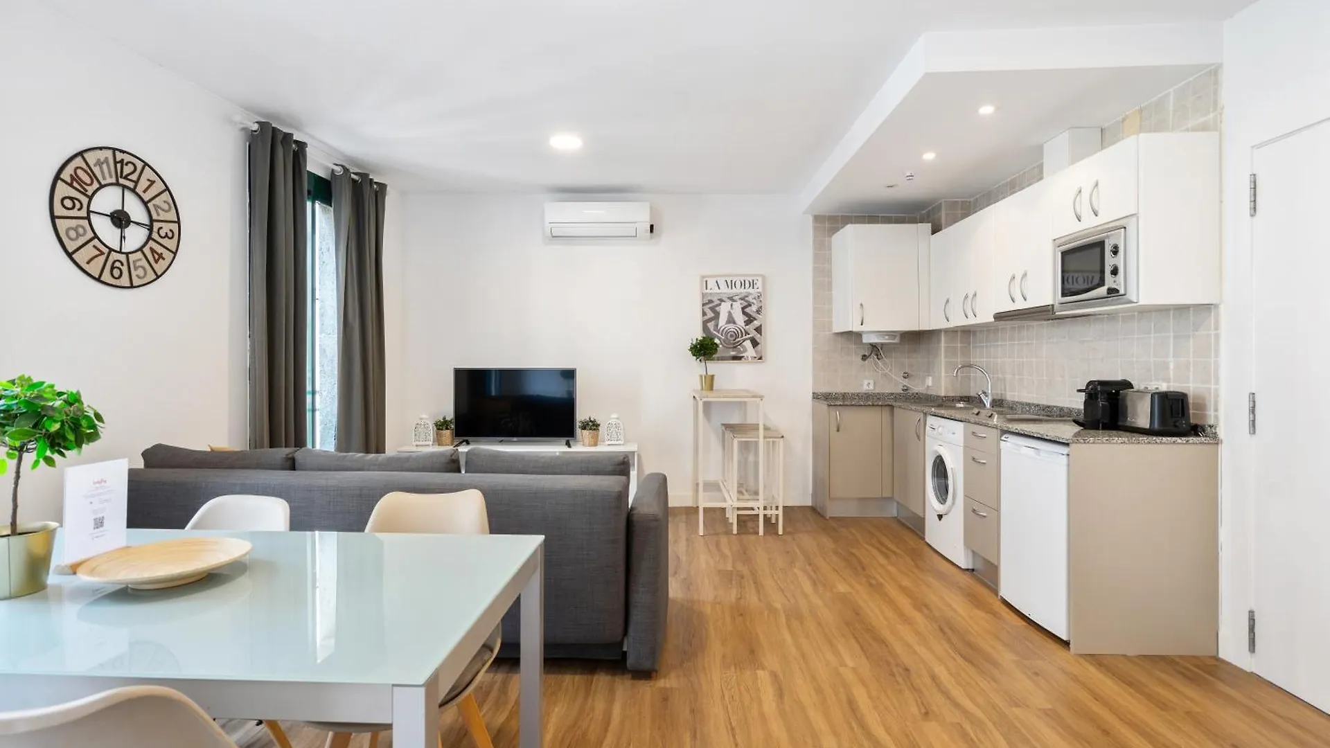 Lodging Apartments Liceu G2 Barcelona