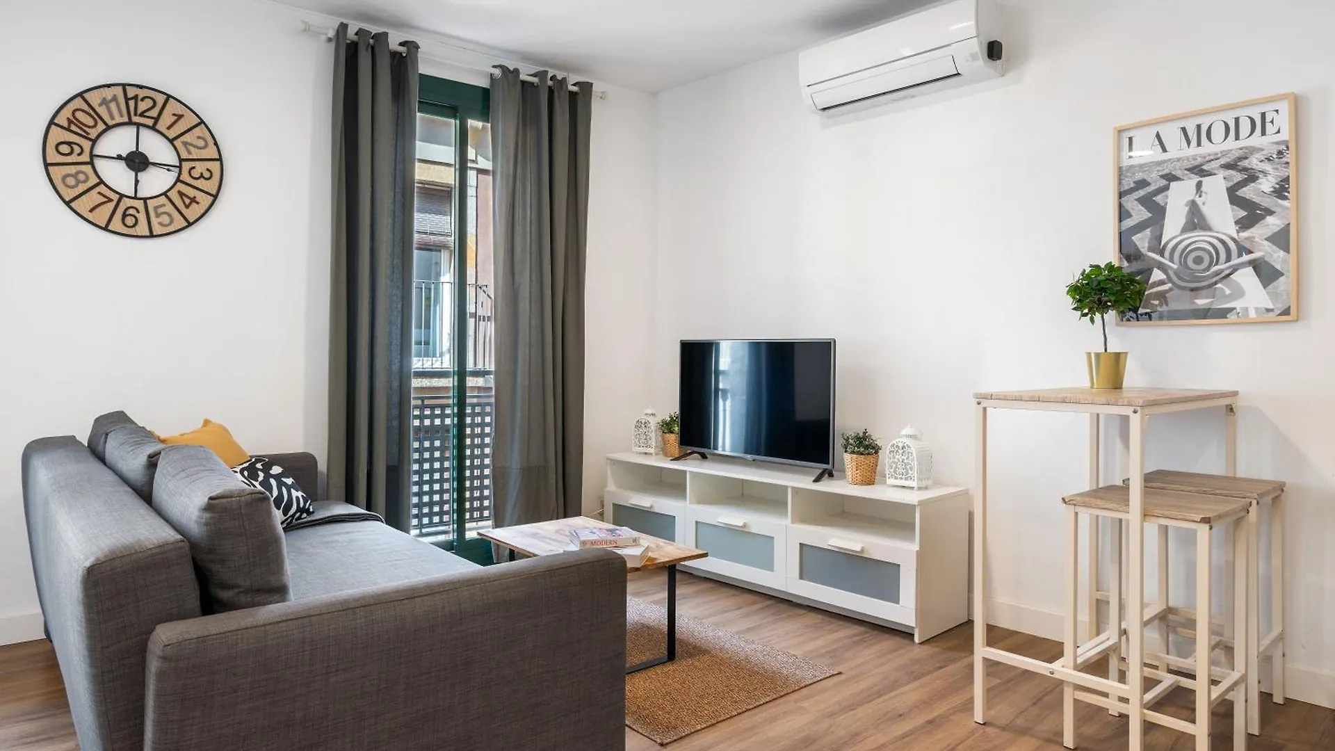 Lodging Apartments Liceu G2 Barcelona