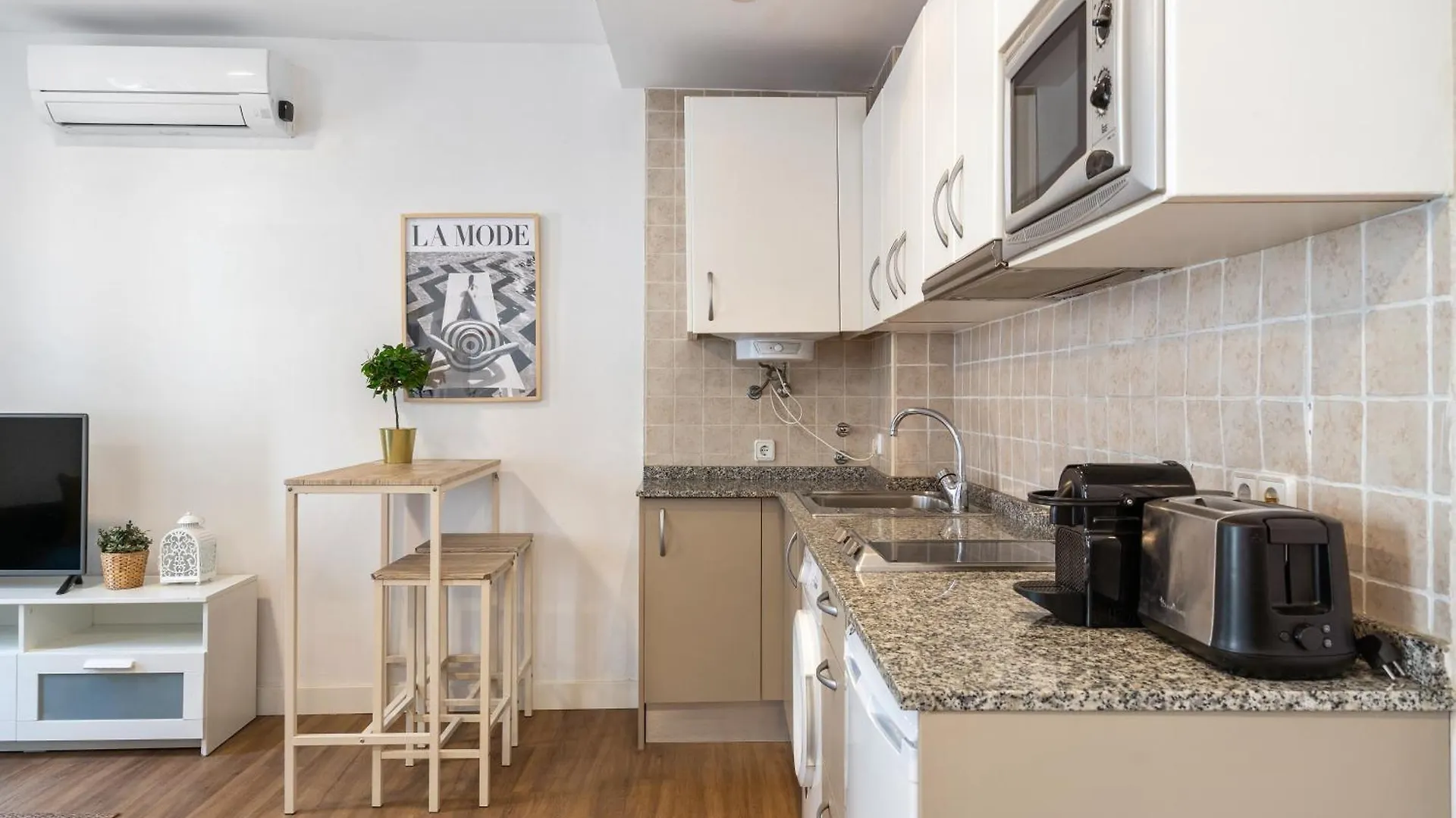 Lodging Apartments Liceu G2 Barcelona 0*,