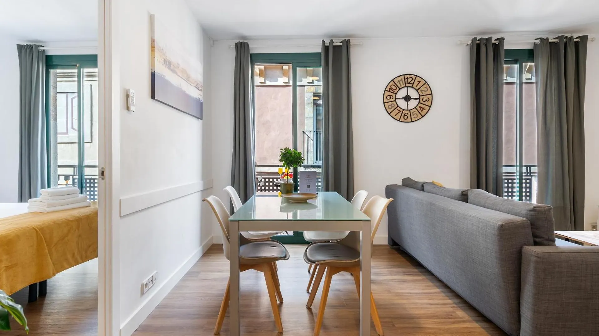 Lodging Apartments Liceu G2 Barcelona