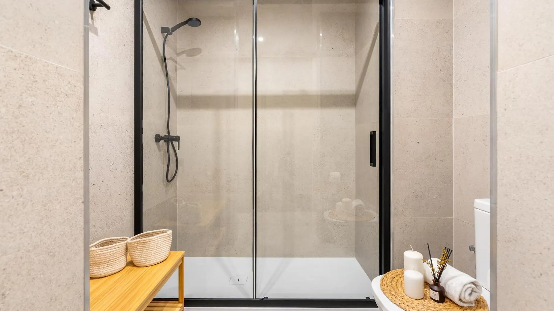 Lodging Apartments Liceu G2 Barcelona 0*,