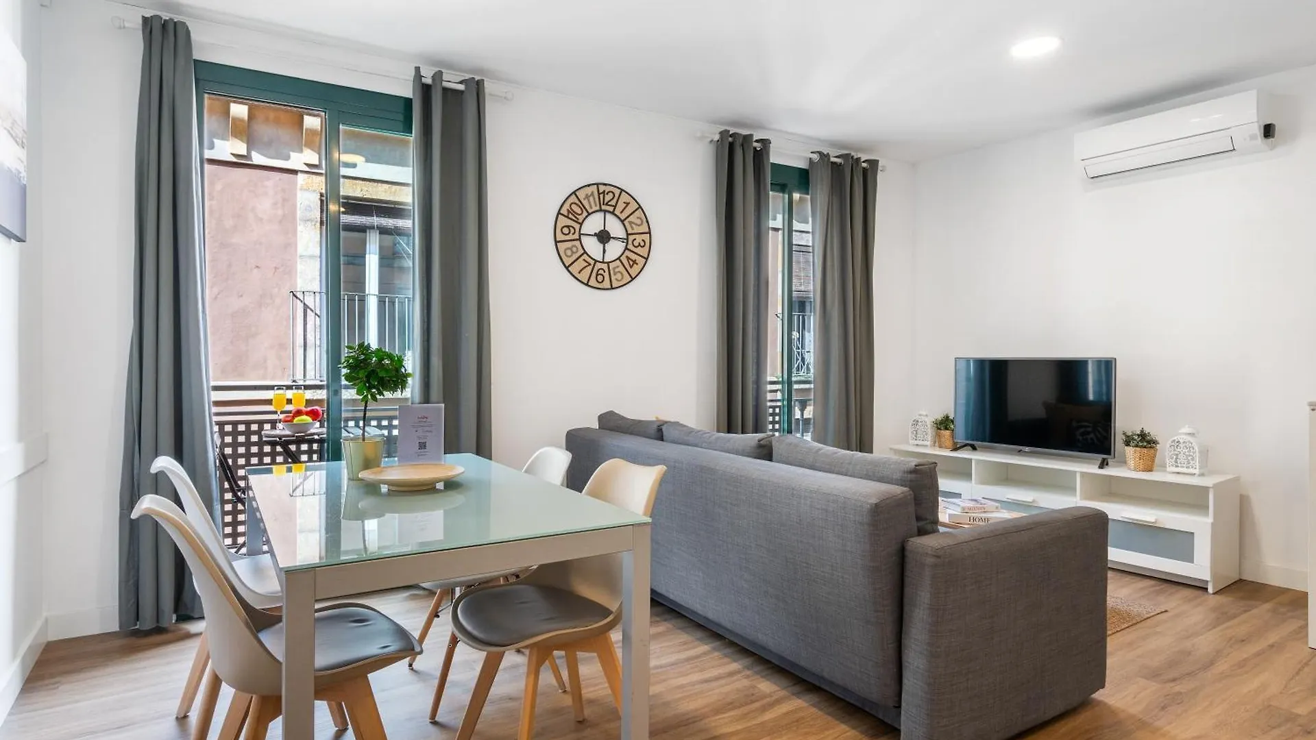 Lodging Apartments Liceu G2 contacts
